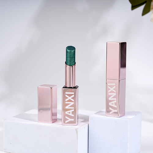 Velvet Matte Lipstick, Smooth & Non-Drying, High Pigment & Long-Lasting Wear
